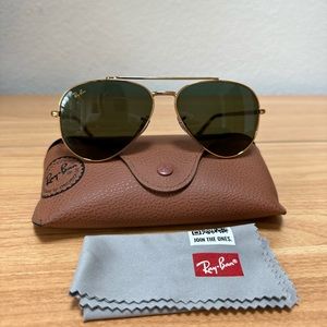 RayBan Aviators with case & cleaning cloth in Polished Gold - like new!!
